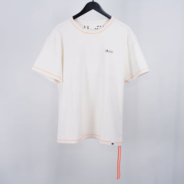 normal;c movement Blind Value Internal Hanging Thread T-Shirt with an orange hanging thread on the side, on a white background, hanging on black hanger.